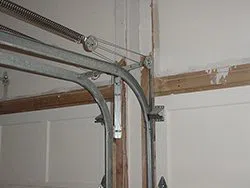 Garage Door Solution Service Seattle, WA 206-866-0691 - spr-gdr-16m